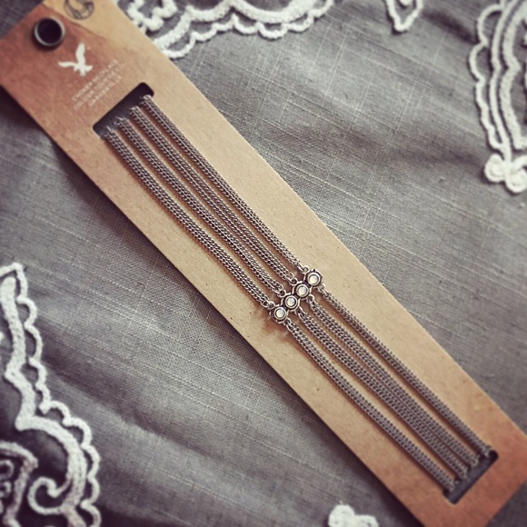 American Eagle Outfitters Jewelry - AMERICAN EAGLE NWT $18 choker